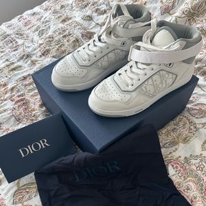 Boys Dior sneakers